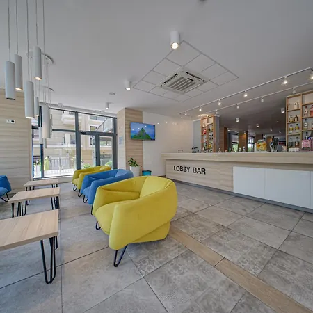 Cinema Szálloda Primorszko