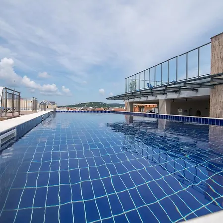Hotel Cinema 4*